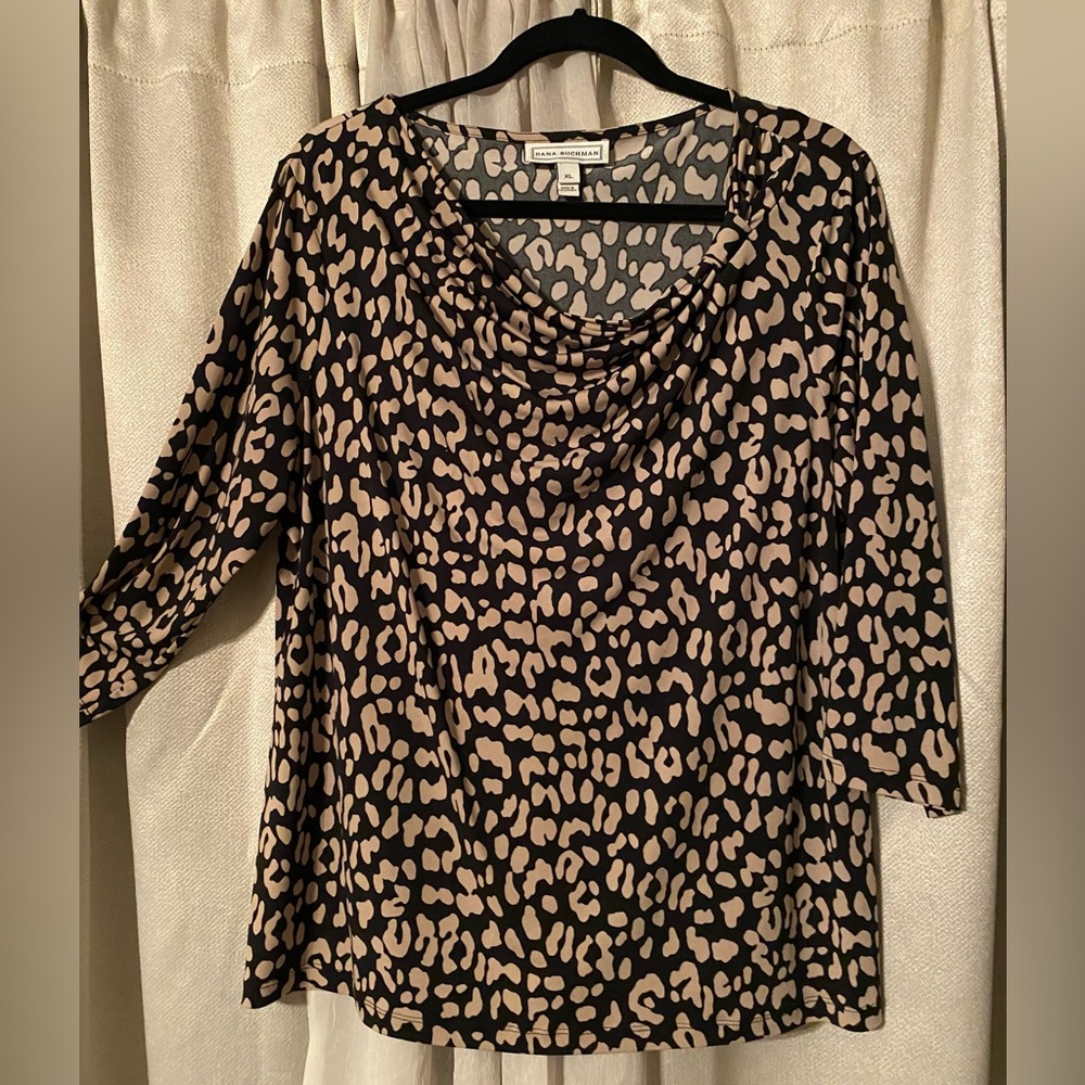 Dressy 3/4 sleeve cheetah print shirt